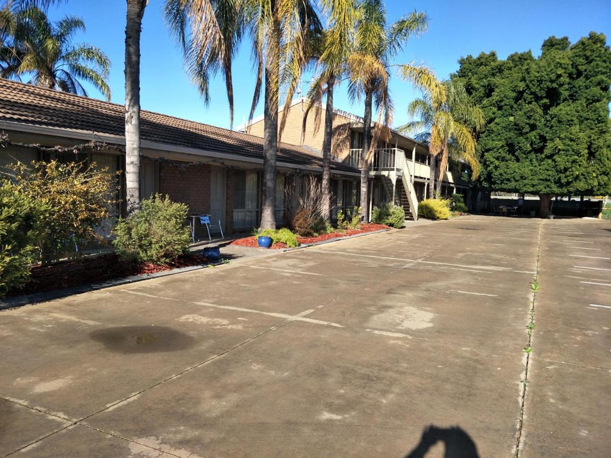 Darling Junction Motor Inn Wentworth Luaran gambar