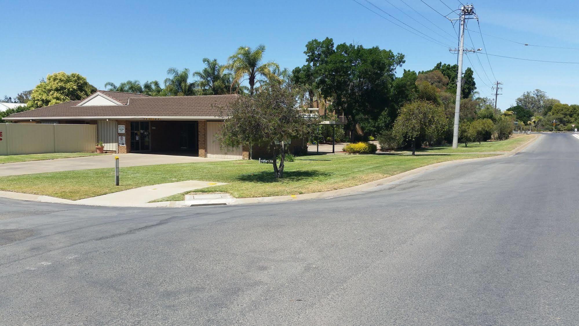 Darling Junction Motor Inn Wentworth Luaran gambar