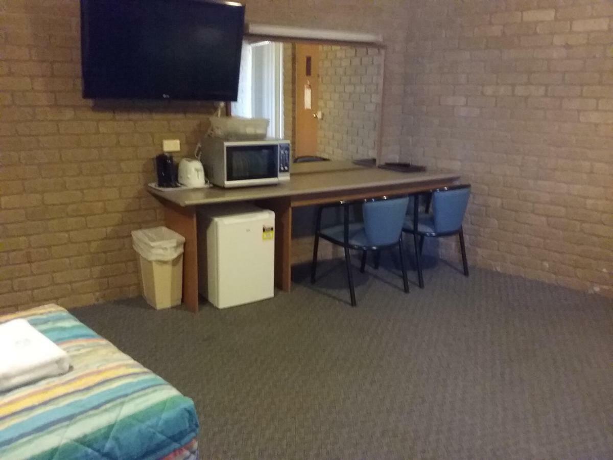 Darling Junction Motor Inn Wentworth Luaran gambar