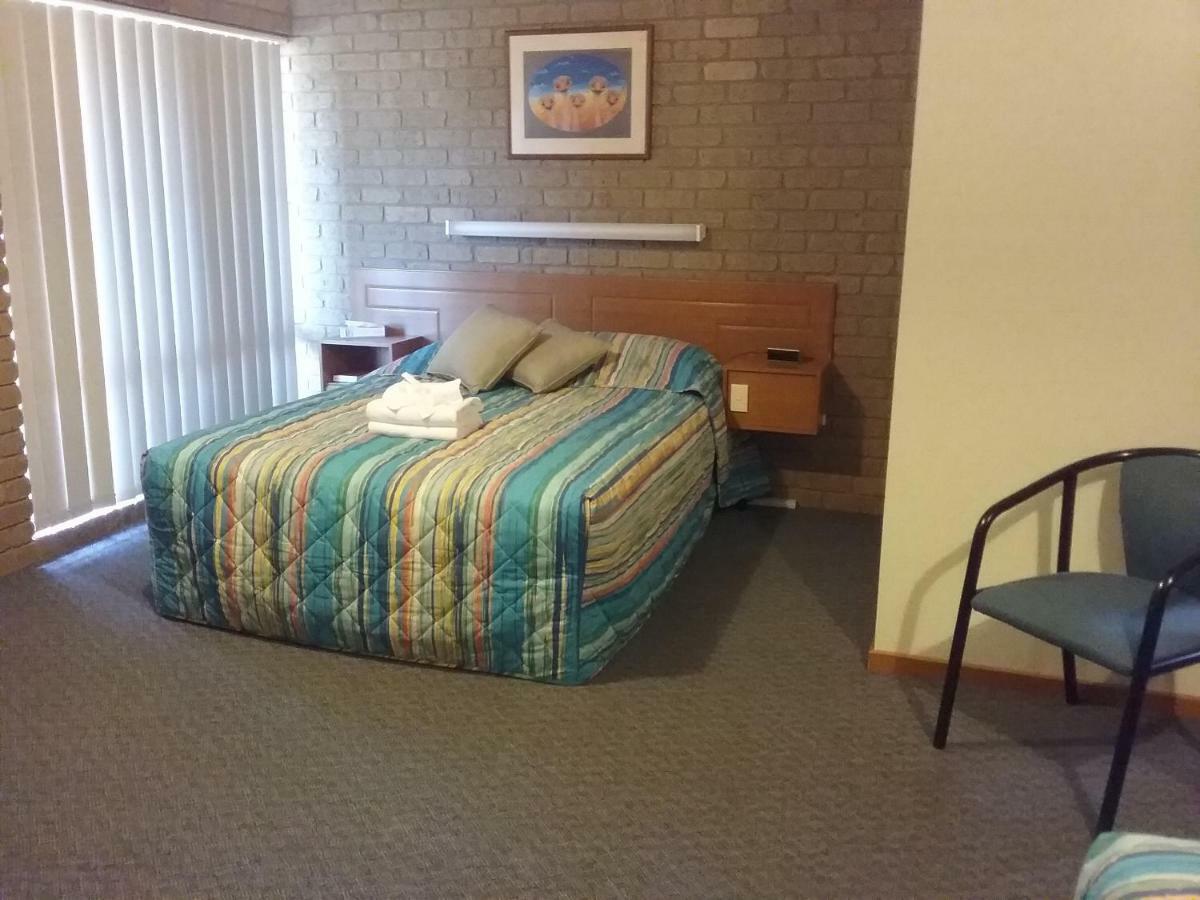 Darling Junction Motor Inn Wentworth Luaran gambar